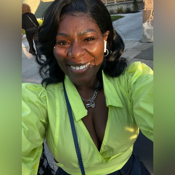 Meet your Posher, Cole - Picture 4 of 4